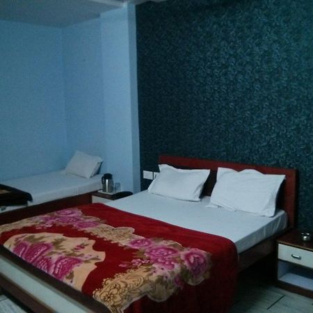 ג'איפור Oyo 15242 Hotel Rathi Palace מראה חיצוני תמונה
