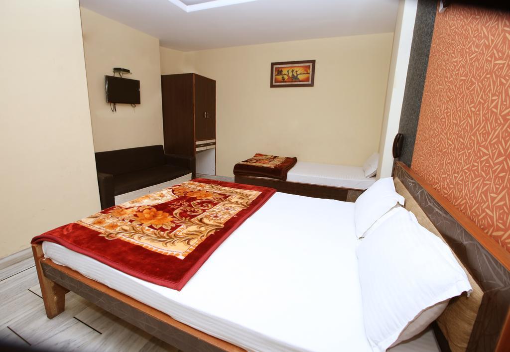 ג'איפור Oyo 15242 Hotel Rathi Palace מראה חיצוני תמונה