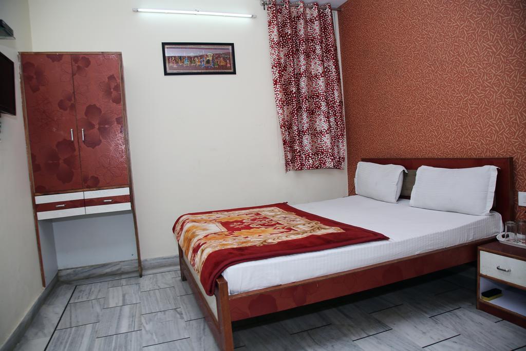 ג'איפור Oyo 15242 Hotel Rathi Palace מראה חיצוני תמונה